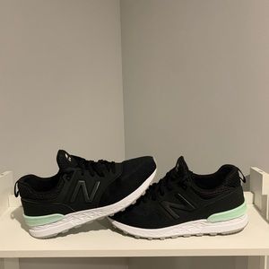 New Balance Men's Fashion Sneakers 574 Sport Black Seafoam MS574TMB Size 10